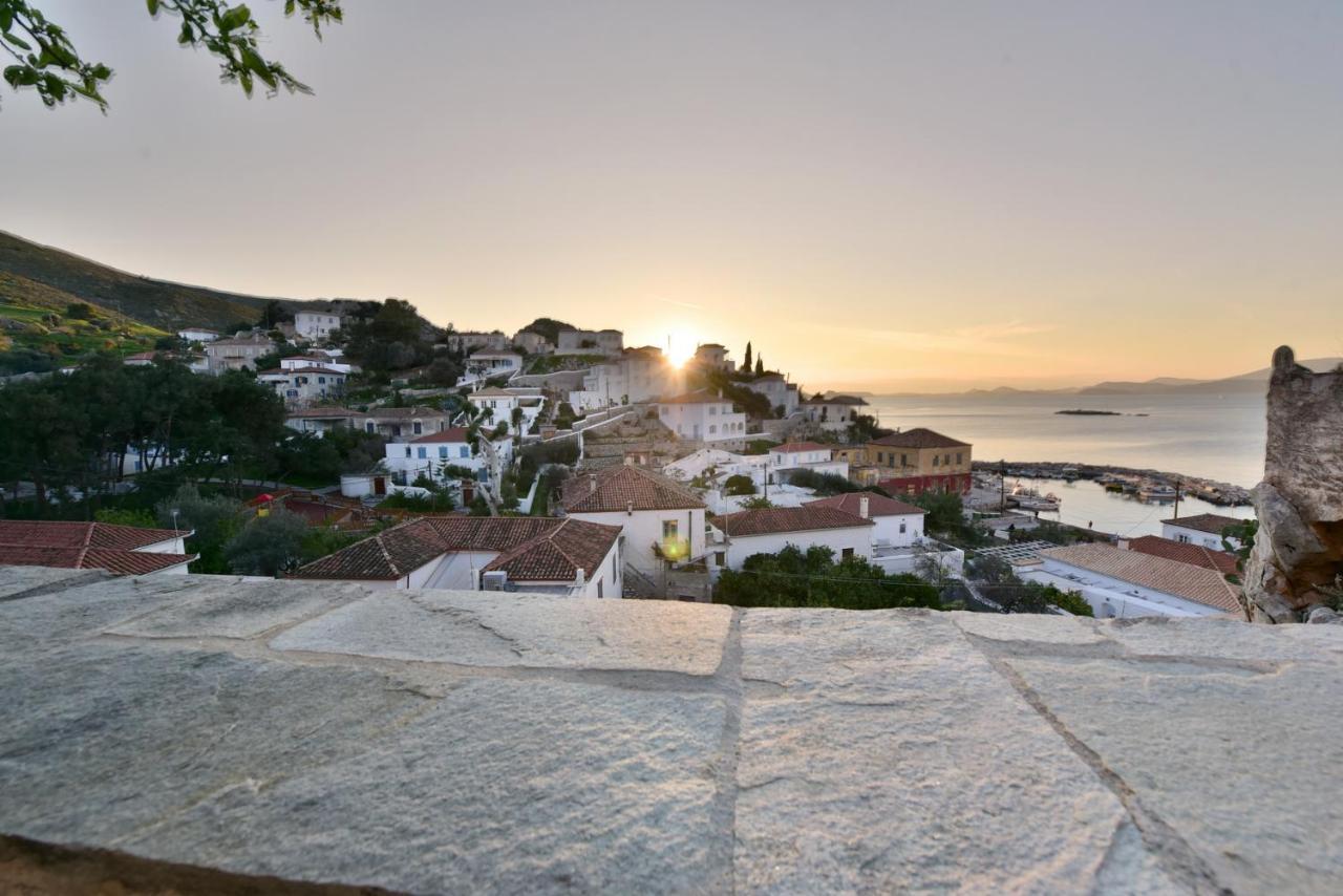 Villa Loukia Hydra  Extérieur photo