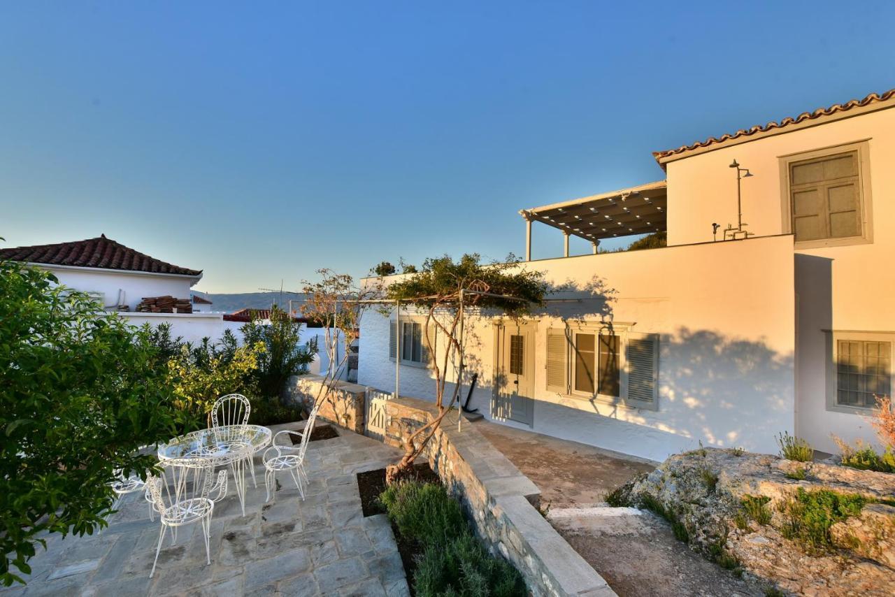 Villa Loukia Hydra  Extérieur photo