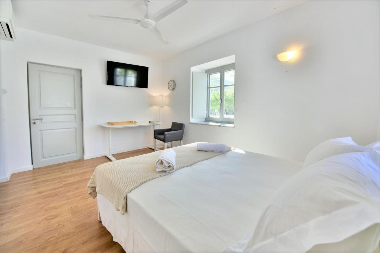 Villa Loukia Hydra  Extérieur photo